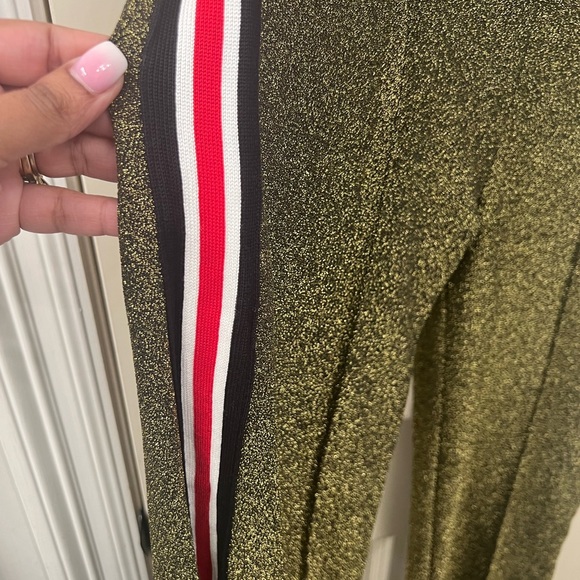 Gold Long sleeve/pant 2 piece set - Picture 6 of 9